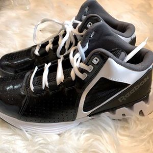 Reebok zig tech basketball shoes. Men size 6.5
